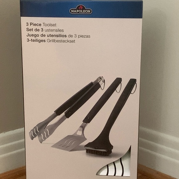 Napoleon Premium Stainless Steel 3 Pc. BBQ Toolset - Picture 2 of 7
